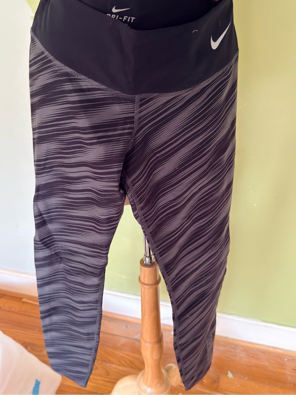 Nike Black & Dark Gray Striped Dri-FIT Leggings